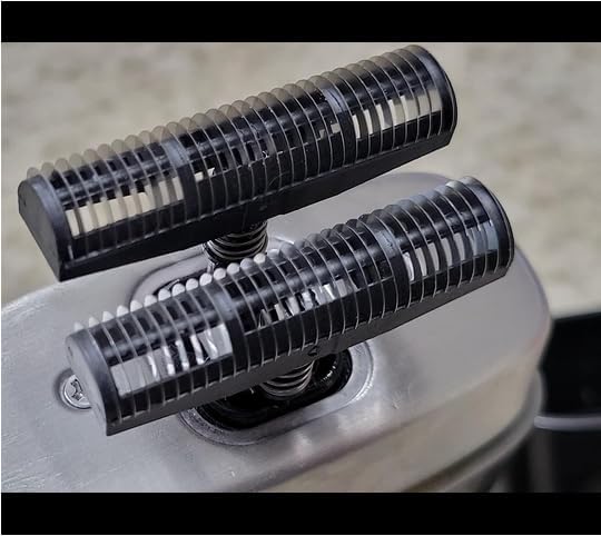 Supreme Trimmer Crunch Lite STF600 | Afeitadora profesional de dobl...